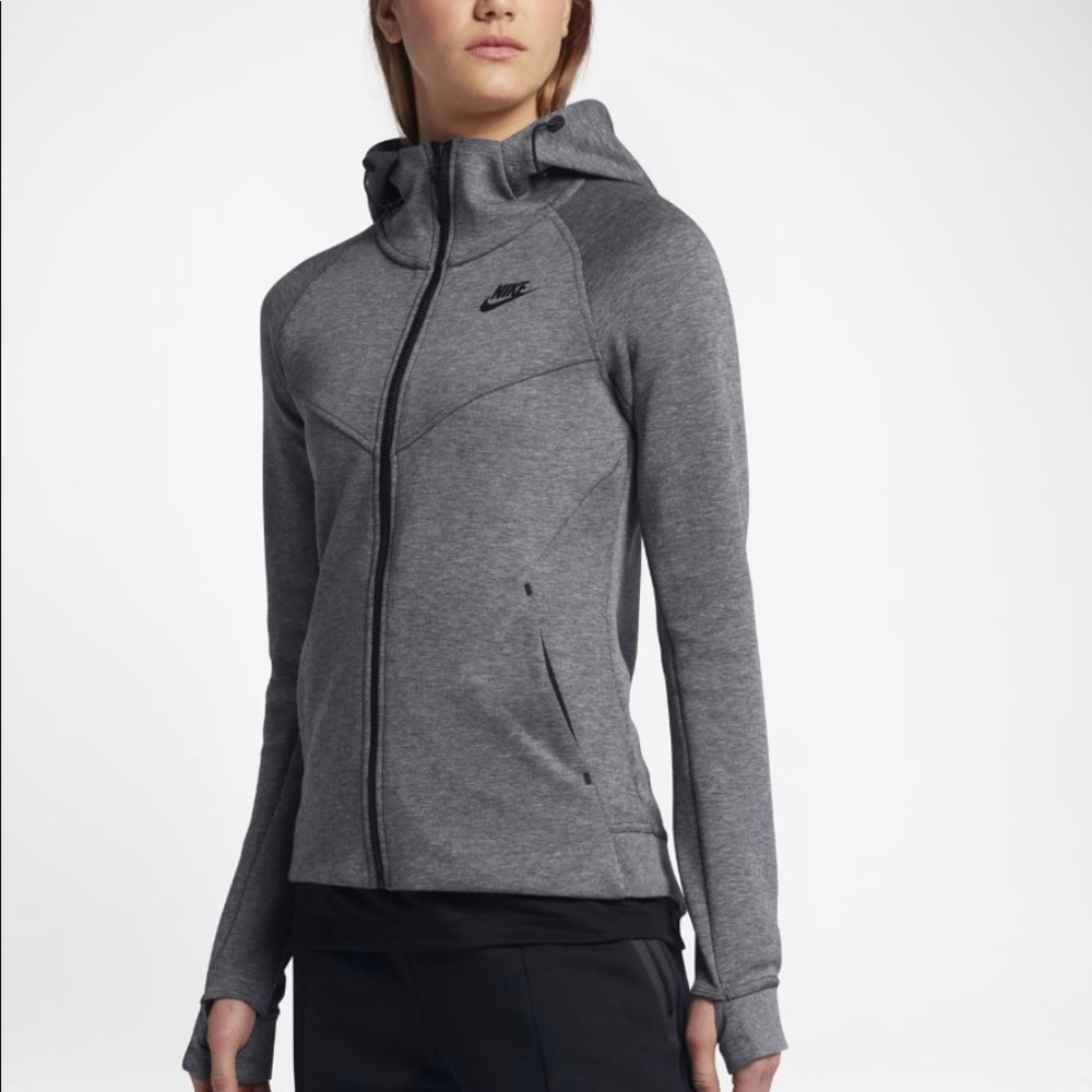 Women’s Nike Tech zip up jacket